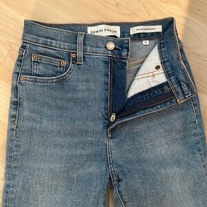 Brand new denim forum, Lola high rise, skinny size 25
